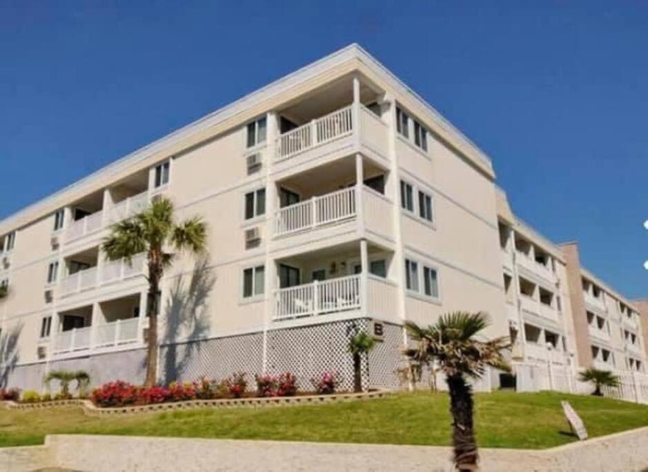 Perfect Location At The Beach! 1St Floor Unit ! Myrtle Beach Luaran gambar